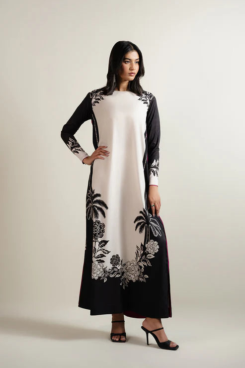 Arqai – Elegant 2PC Stitched Outfit