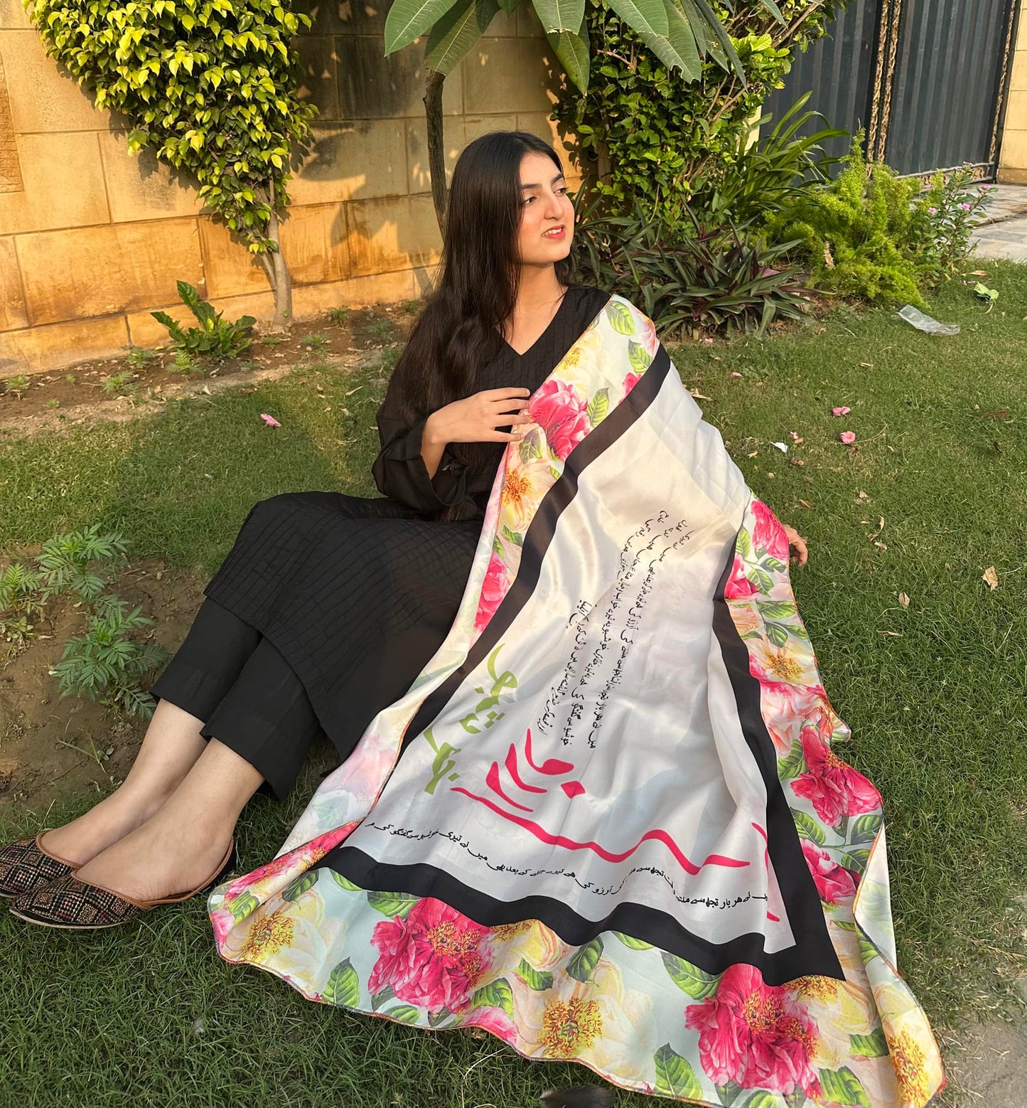 Khushboo Shamos Silk Calligraphy Dupatta